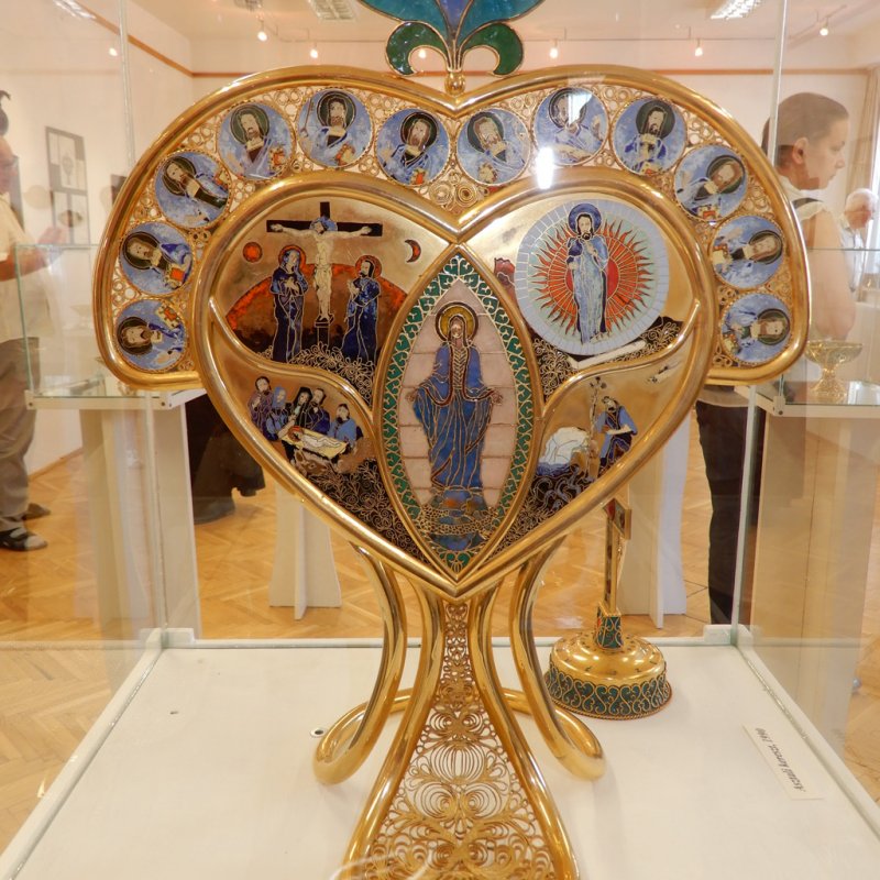 Ünnepi kiállításmegnyitó és kenyérszentelés 37